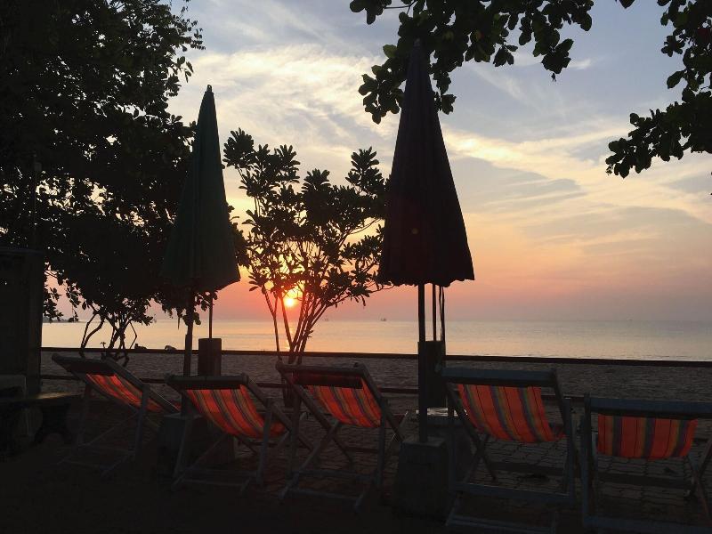 Bankrut Resort image