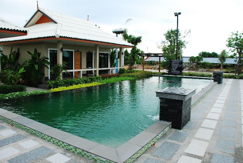 Tontan Resort Cha-am