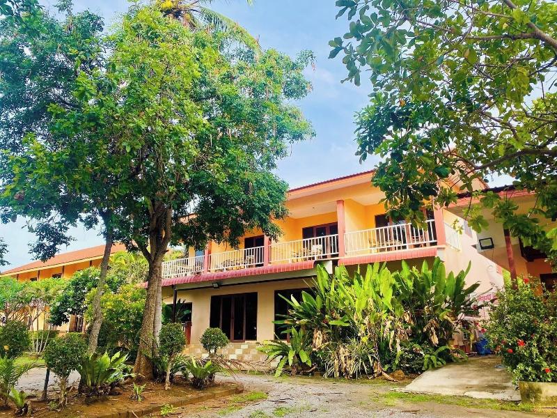 Pranmanee Beach Resort image