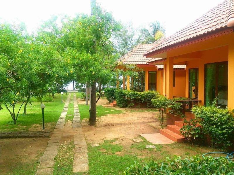 Pranmanee Beach Resort image