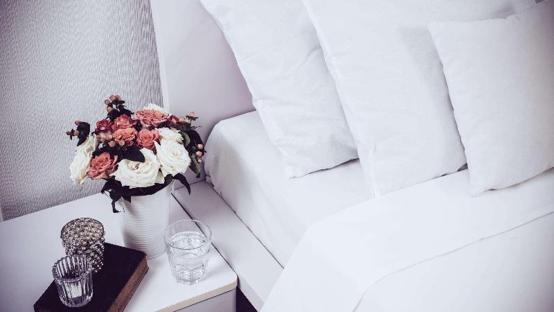 Bed room