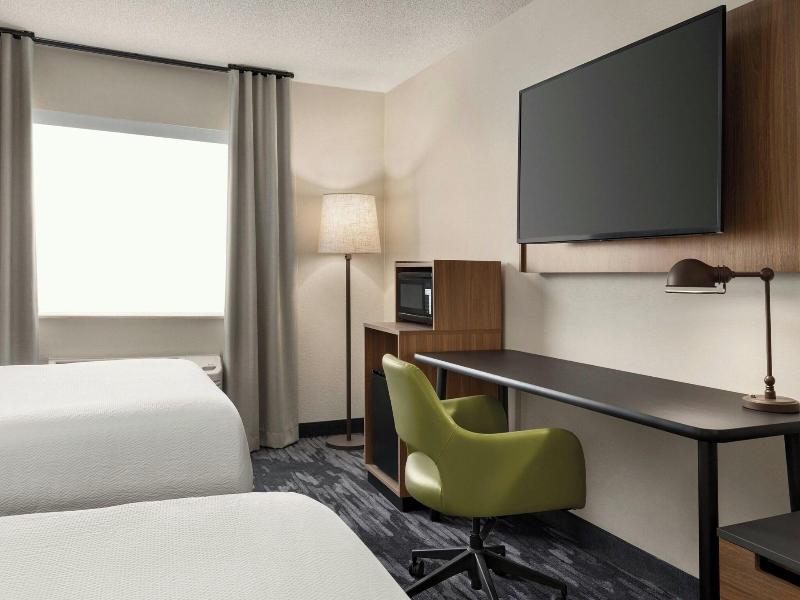 Fairfield Inn Suites Findlay — photo 92