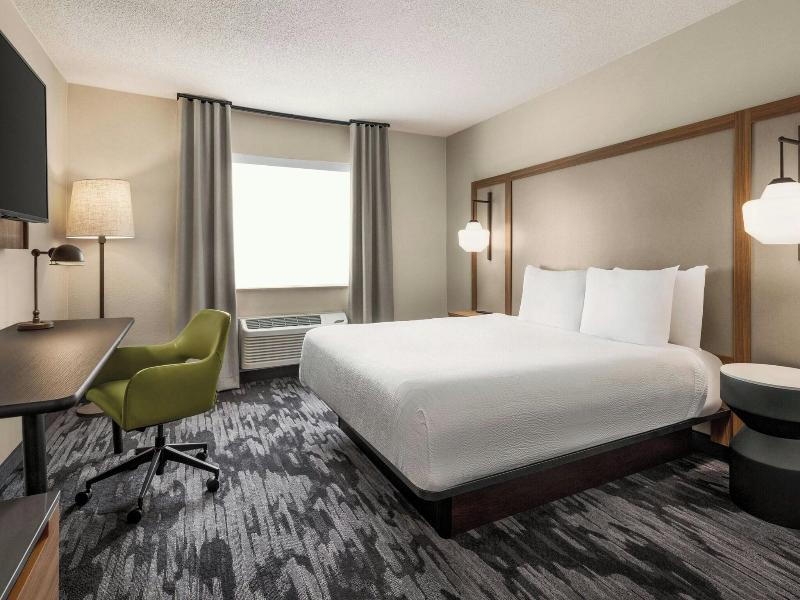Fairfield Inn Suites Findlay — photo 79