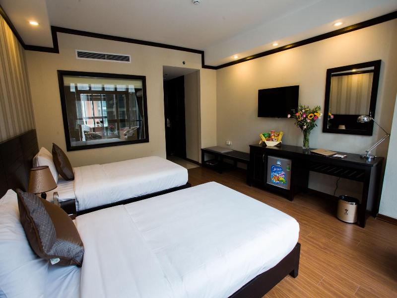 Top Hotel image
