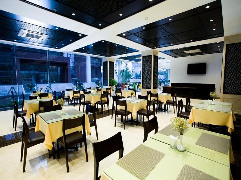Top Hotel image