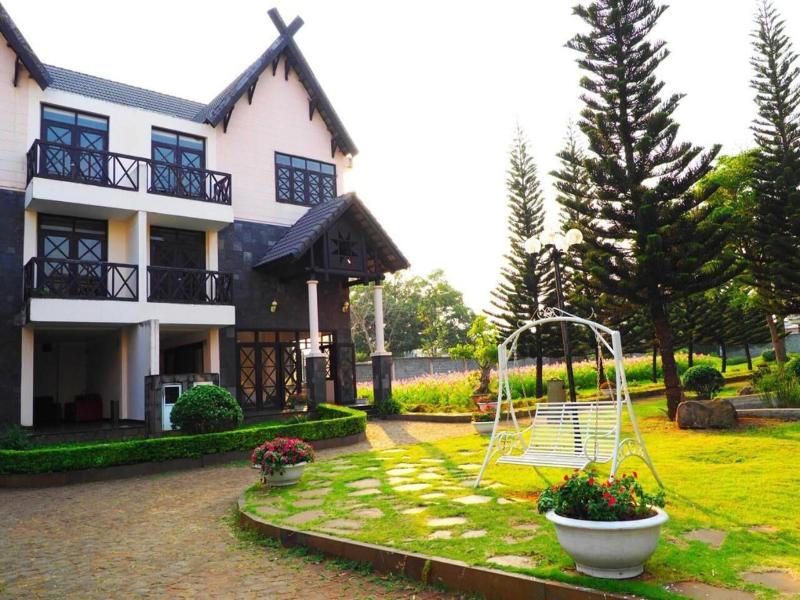 Resort Coffee Tour