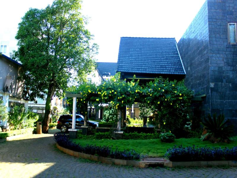 Resort Coffee Tour