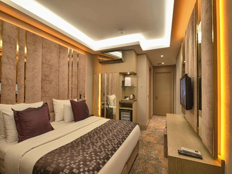 Best Western Premier Ottoperla Hotel image