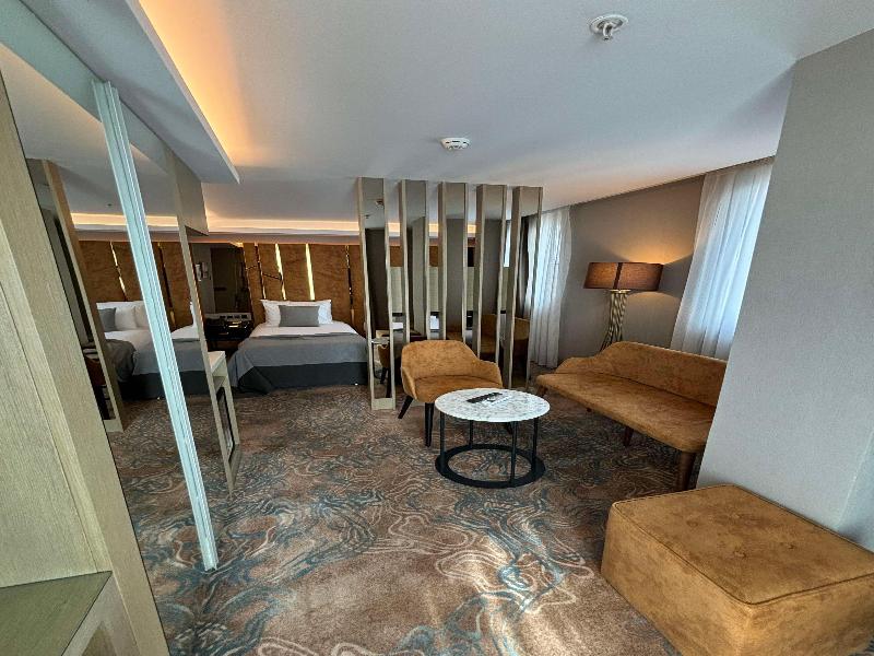 Best Western Premier Ottoperla Hotel image