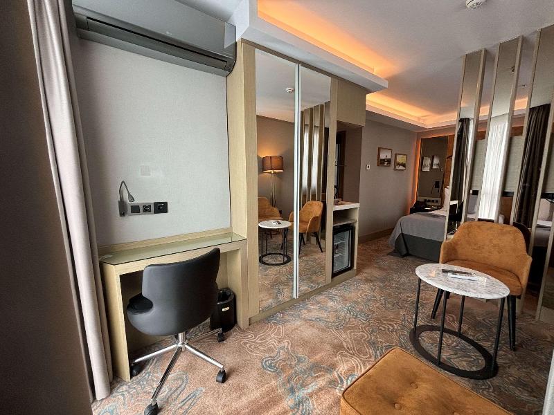 Best Western Premier Ottoperla Hotel image