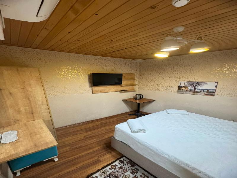 Megaron Hotel image