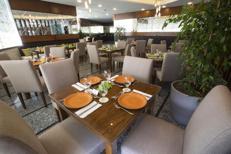 La Casa Hotel Amman image