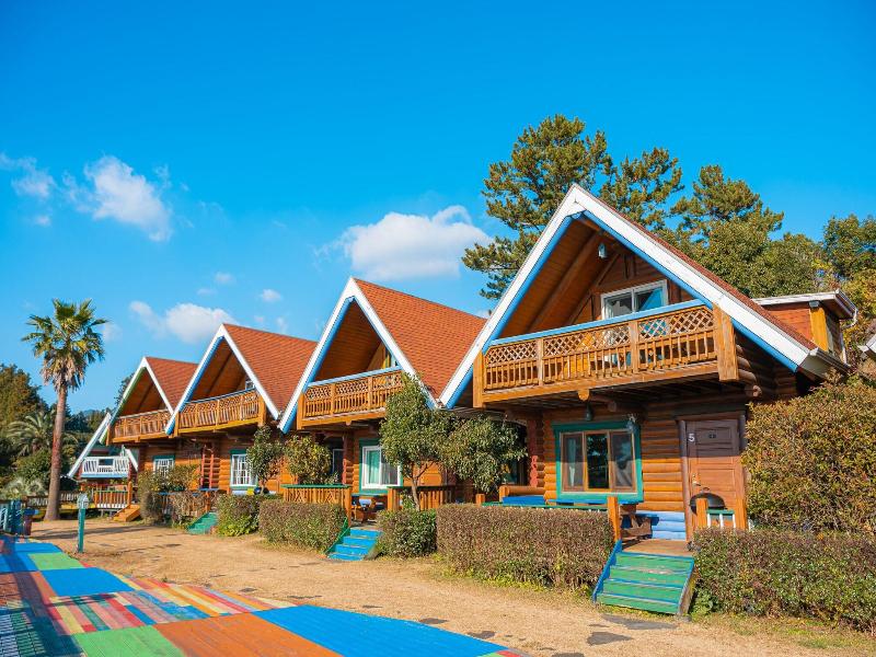 Jungmun Log Pension And Resort