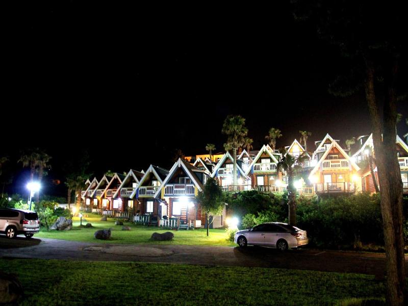 Jungmun Log Pension And Resort