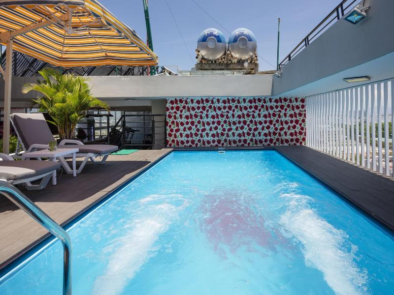 Maple Leaf Hotel Apartment image