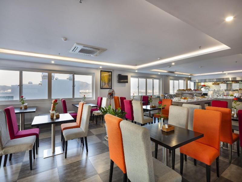Maple Leaf Hotel Apartment image