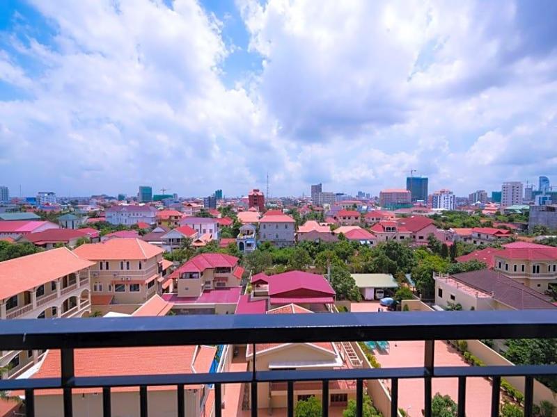 Sun Apartment image