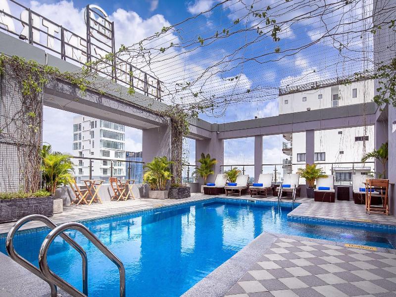 Hm Grand Central Hotel image