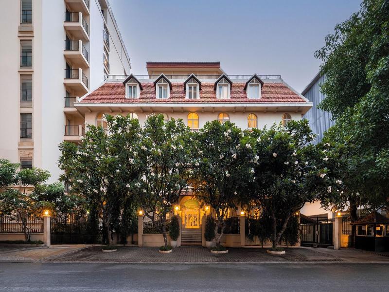 Central Mansions Serviced Apartment image