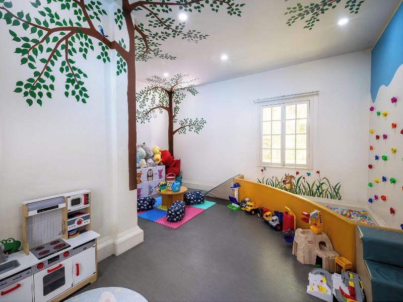 Central Mansions Serviced Apartment image
