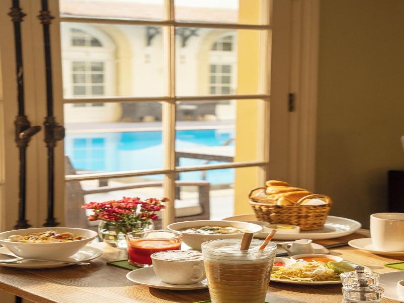 Central Mansions Serviced Apartment image