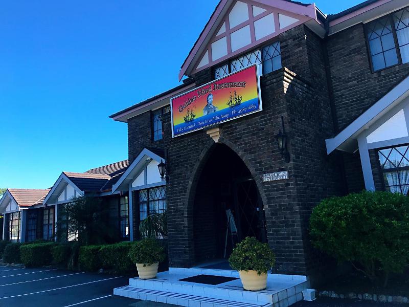 Airport Motel Sir Francis Drake image