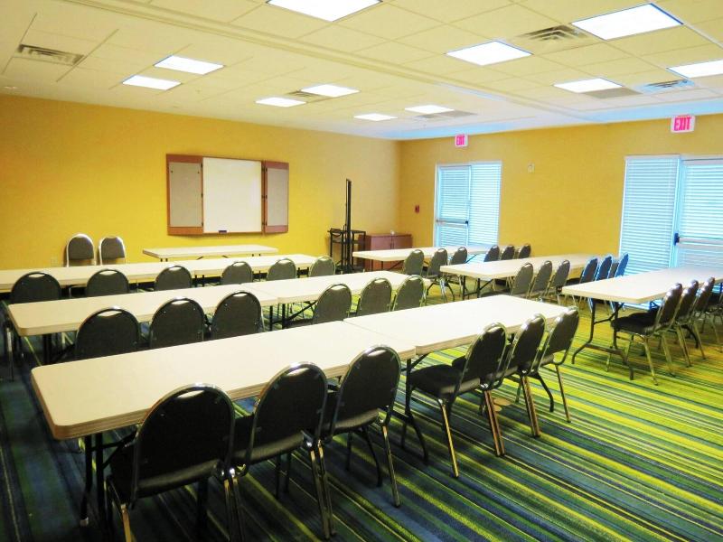 Fairfield Inn Suites Mount Vernon Rend Lake