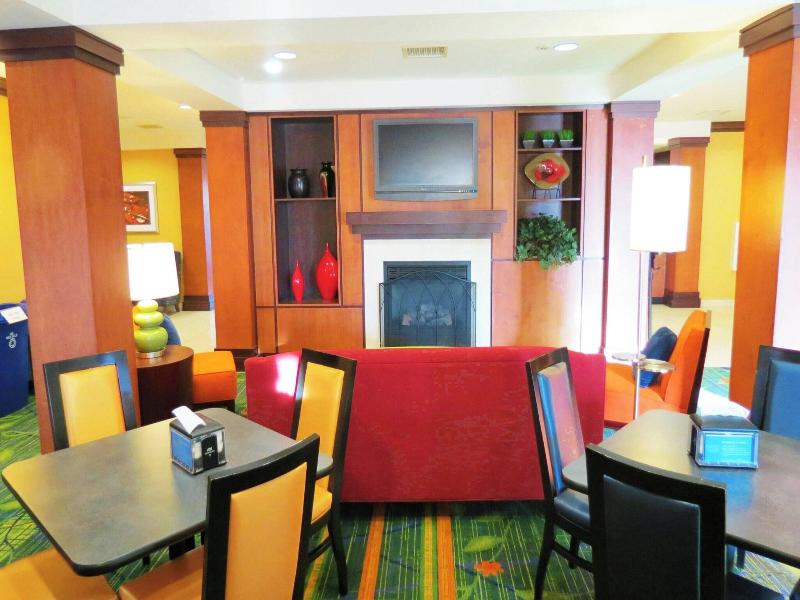 Fairfield Inn Suites Mount Vernon Rend Lake