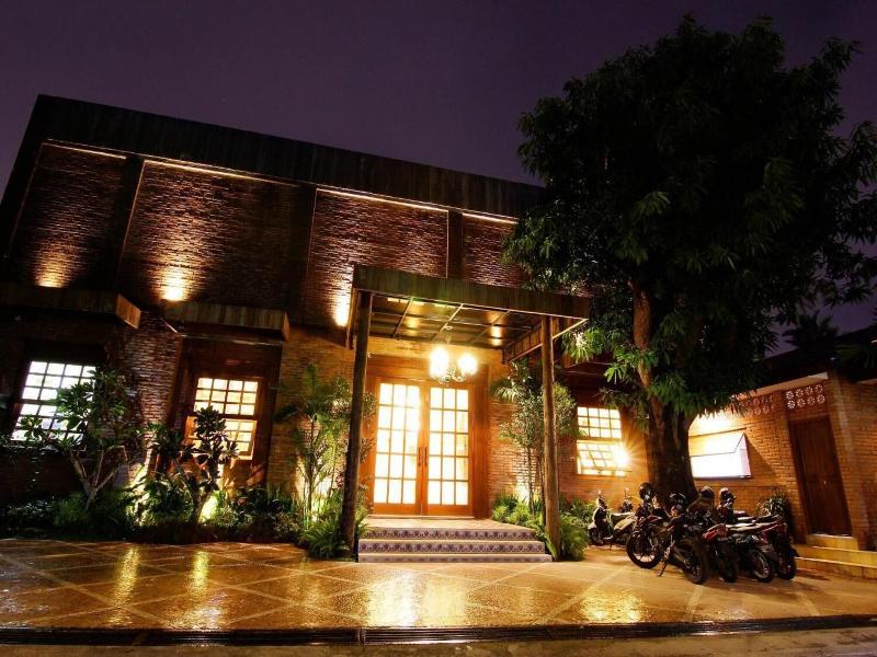 Java Villas Boutique Hotel & Resto image