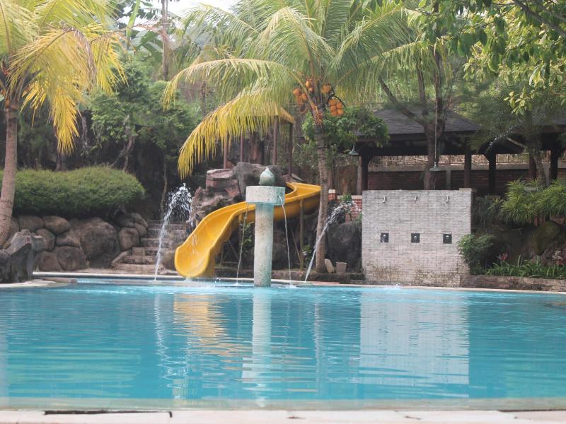 New Green Sentul Resort image