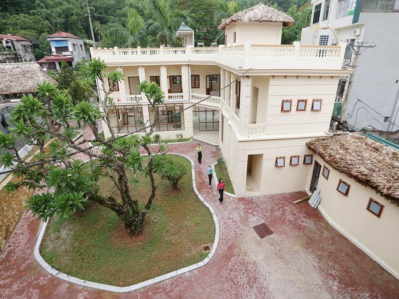 Hoa Binh Hotel 1
