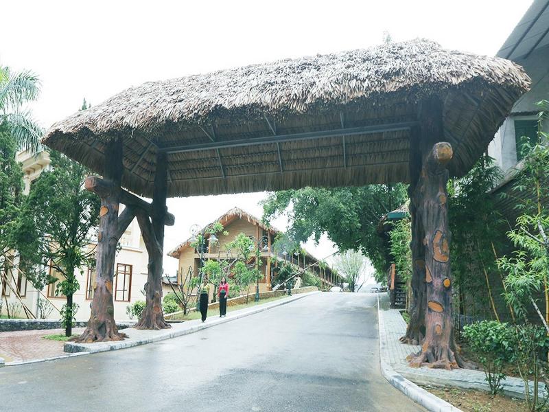 Hoa Binh Hotel 1
