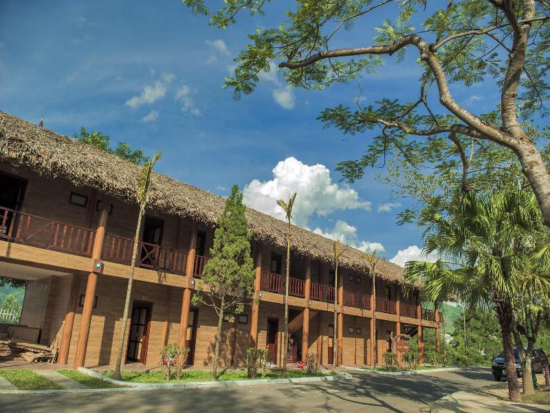 Hoa Binh Hotel 1