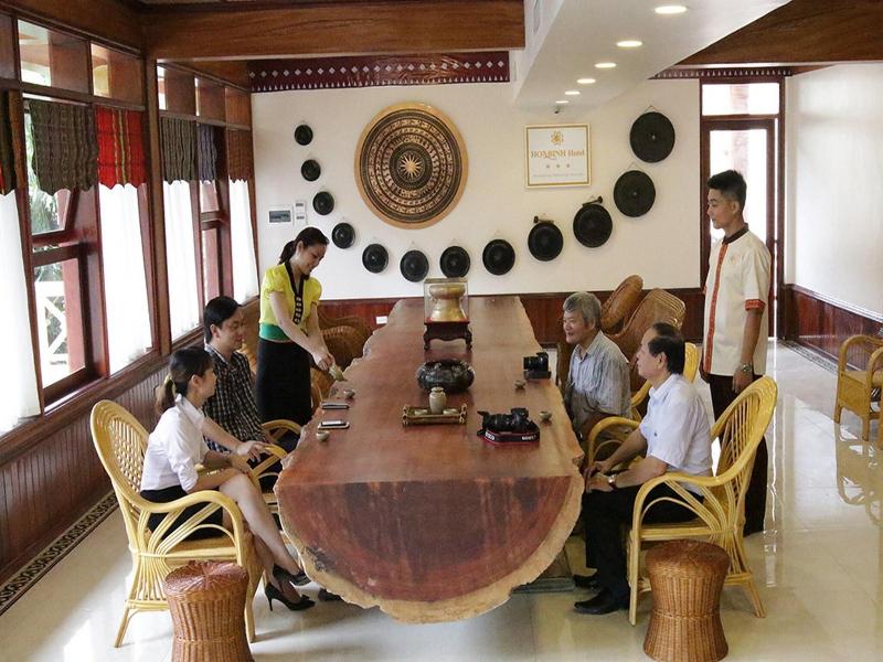 Hoa Binh Hotel 1