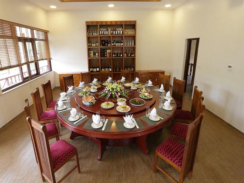 Hoa Binh Hotel 1