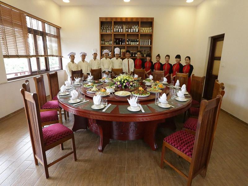 Hoa Binh Hotel 1