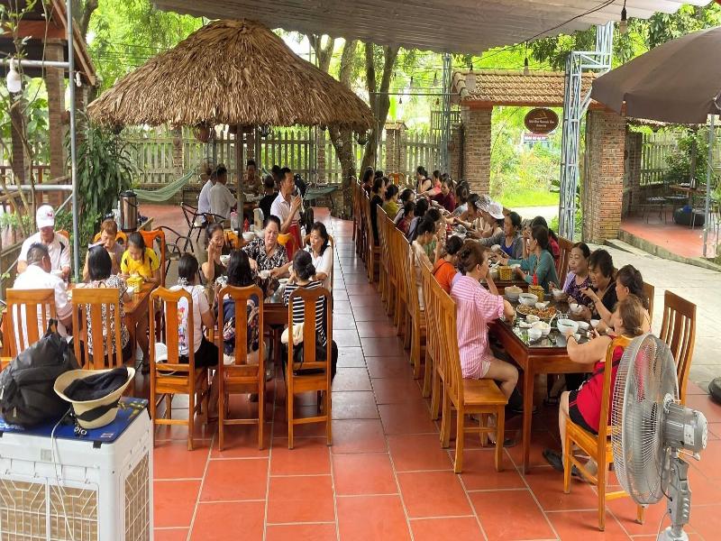 Ninh Binh Mountain View Homestay image