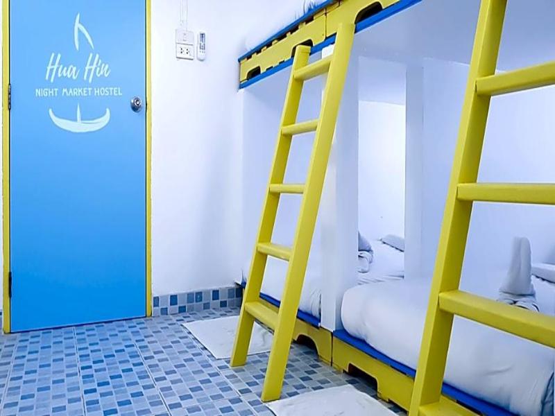 Hua Hin Night Market Hostel image