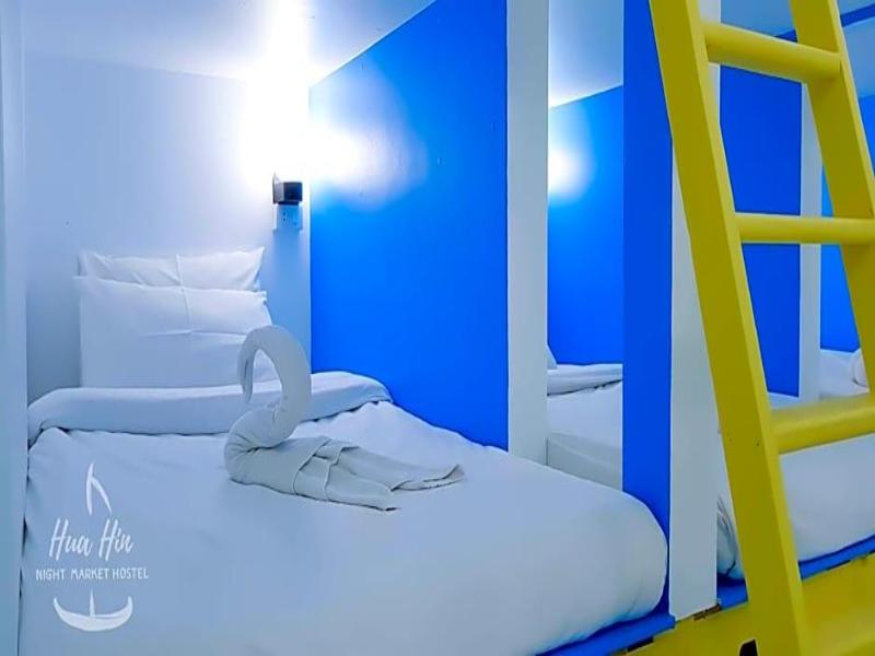 Hua Hin Night Market Hostel image