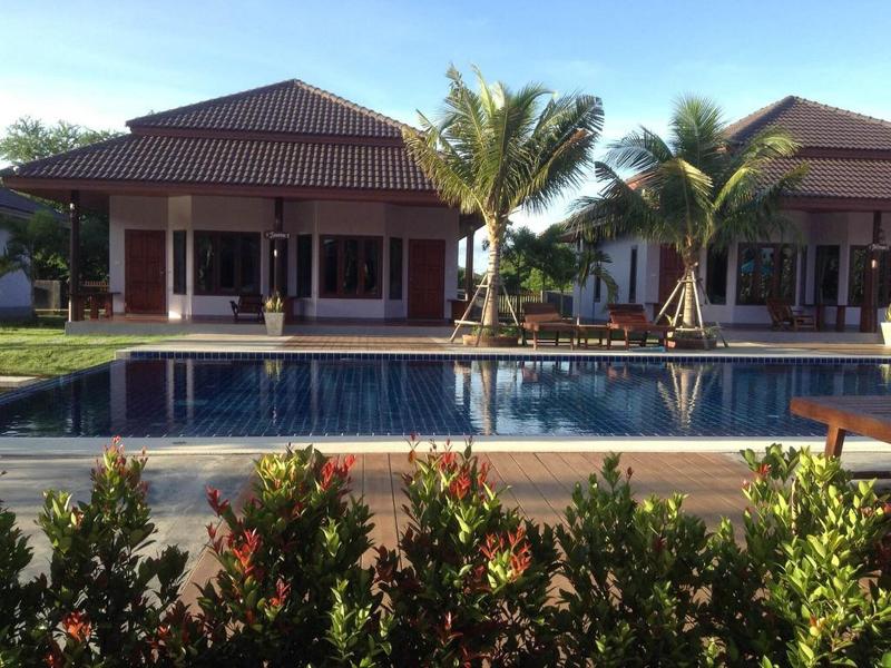 WATERSIDE RESORT image