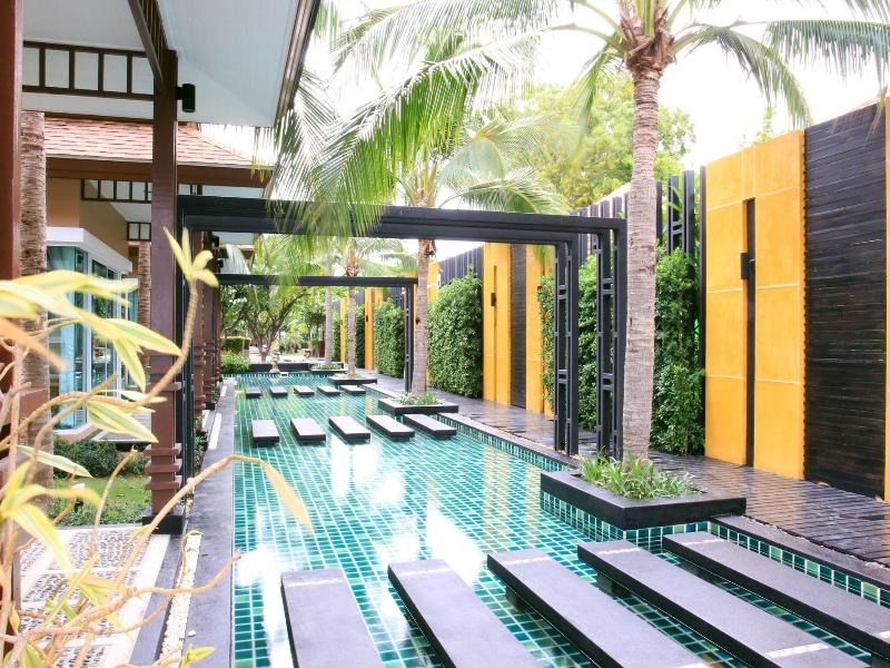 Keang Kluen Talay Resort image
