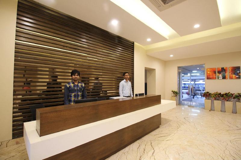 Hotel Le Roi Raipur image