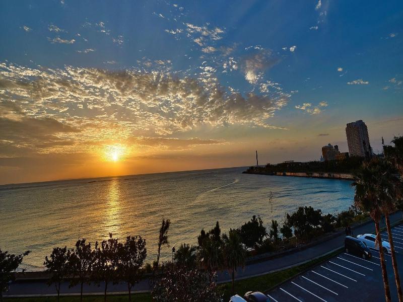 Beachfront Tower Mihama byDSH image