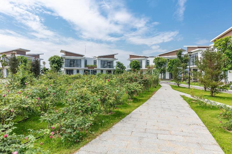 DIC Star Hotels & Resorts Vinh Phuc image