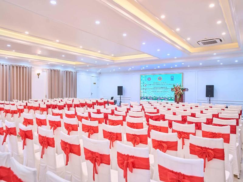 VIET 4 SEASONS HOTEL