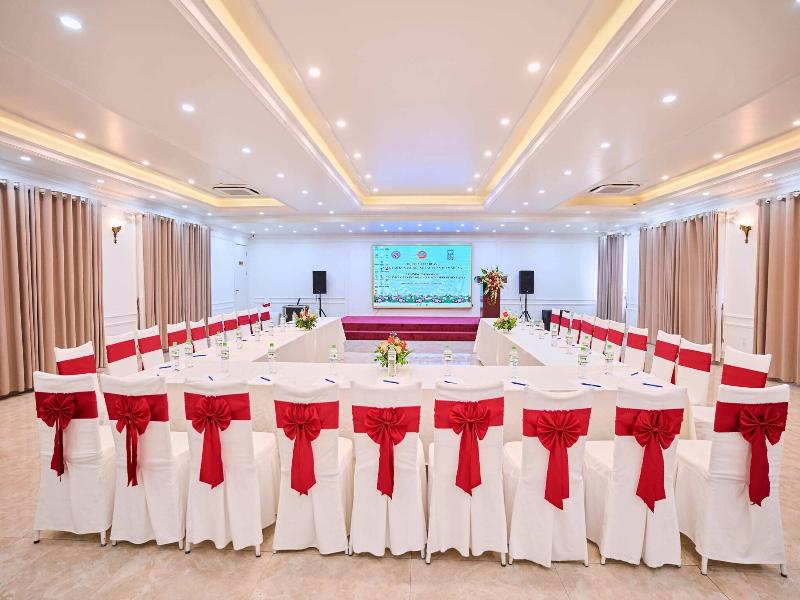 VIET 4 SEASONS HOTEL