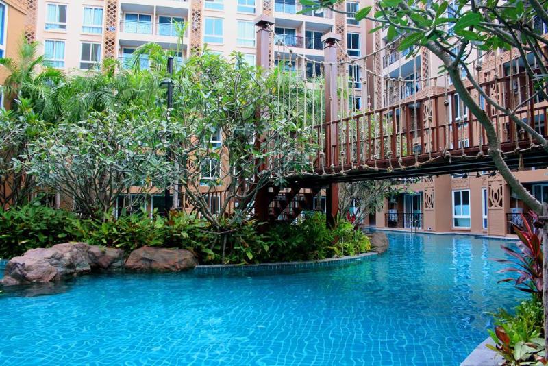 Atlantis Condo Resort  Pattaya  EVT