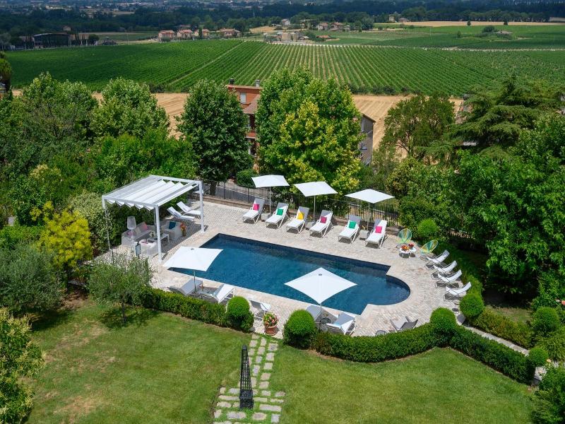 Al Grappolo D Oro — exterior view