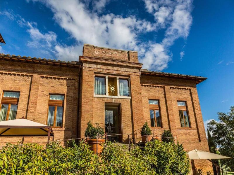 Villa Del Sole image