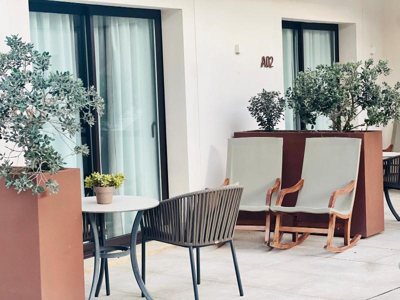 Ynaira Hotel & Spa image